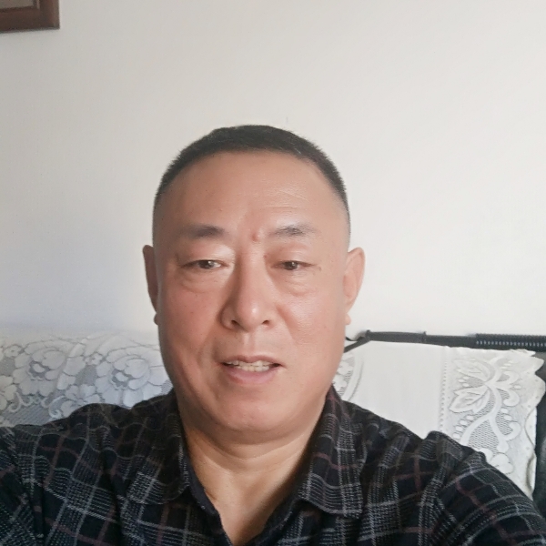 小鸭子苦恋俊逸的照片