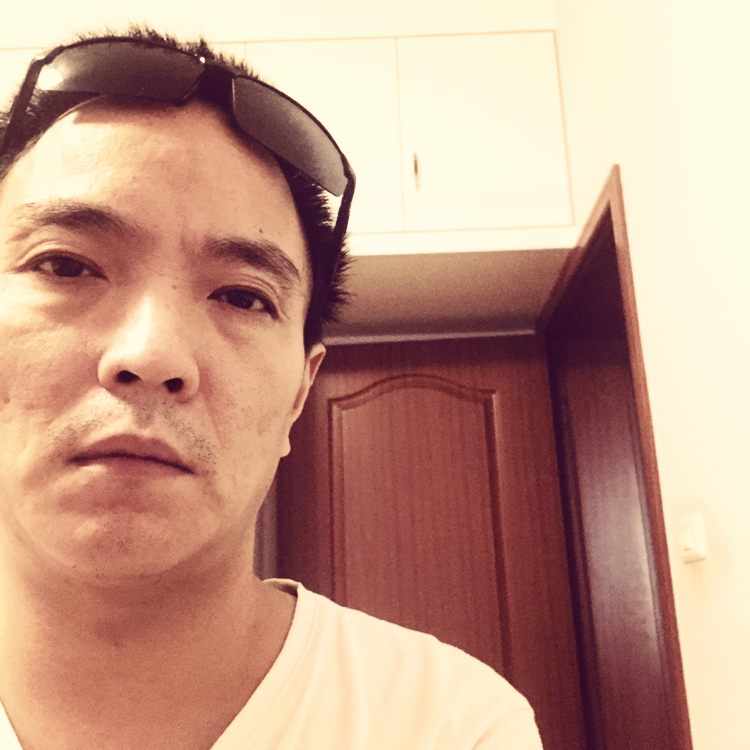 孤独等于凉面的照片