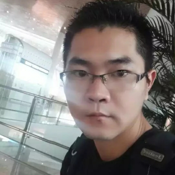 卖米的小哥哥的照片