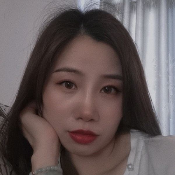 典雅和荷花的照片