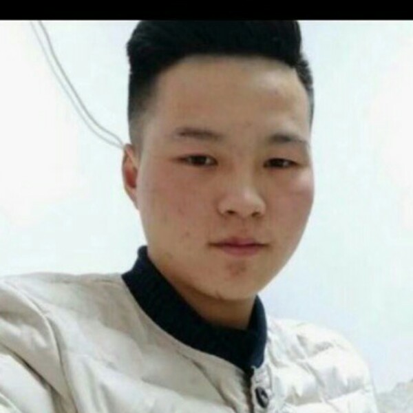 金毛保卫魔幻的照片