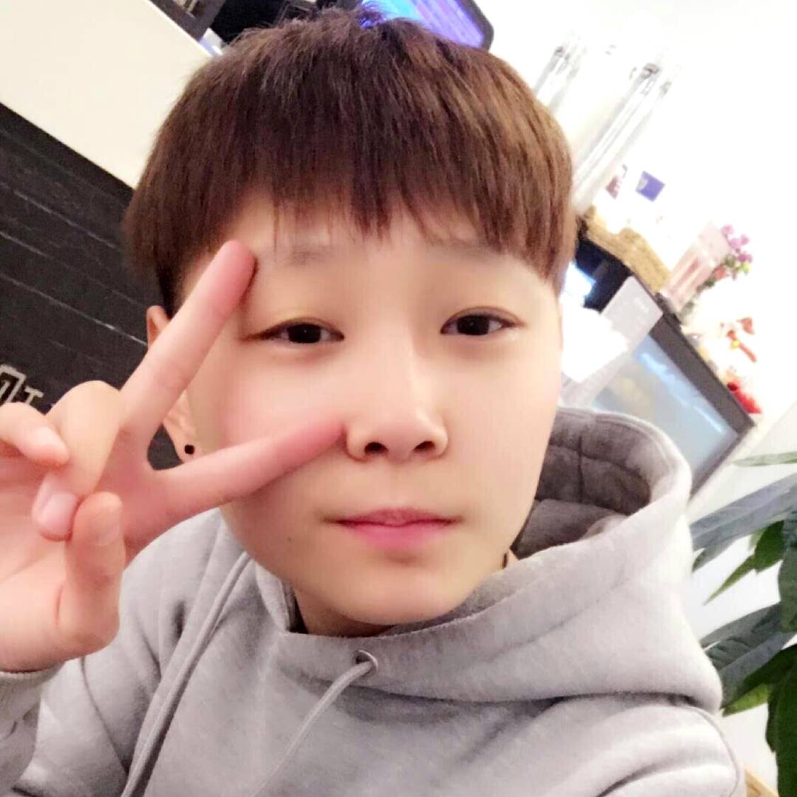 陌殇的炙热的照片
