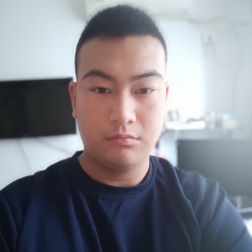 直男小天的照片