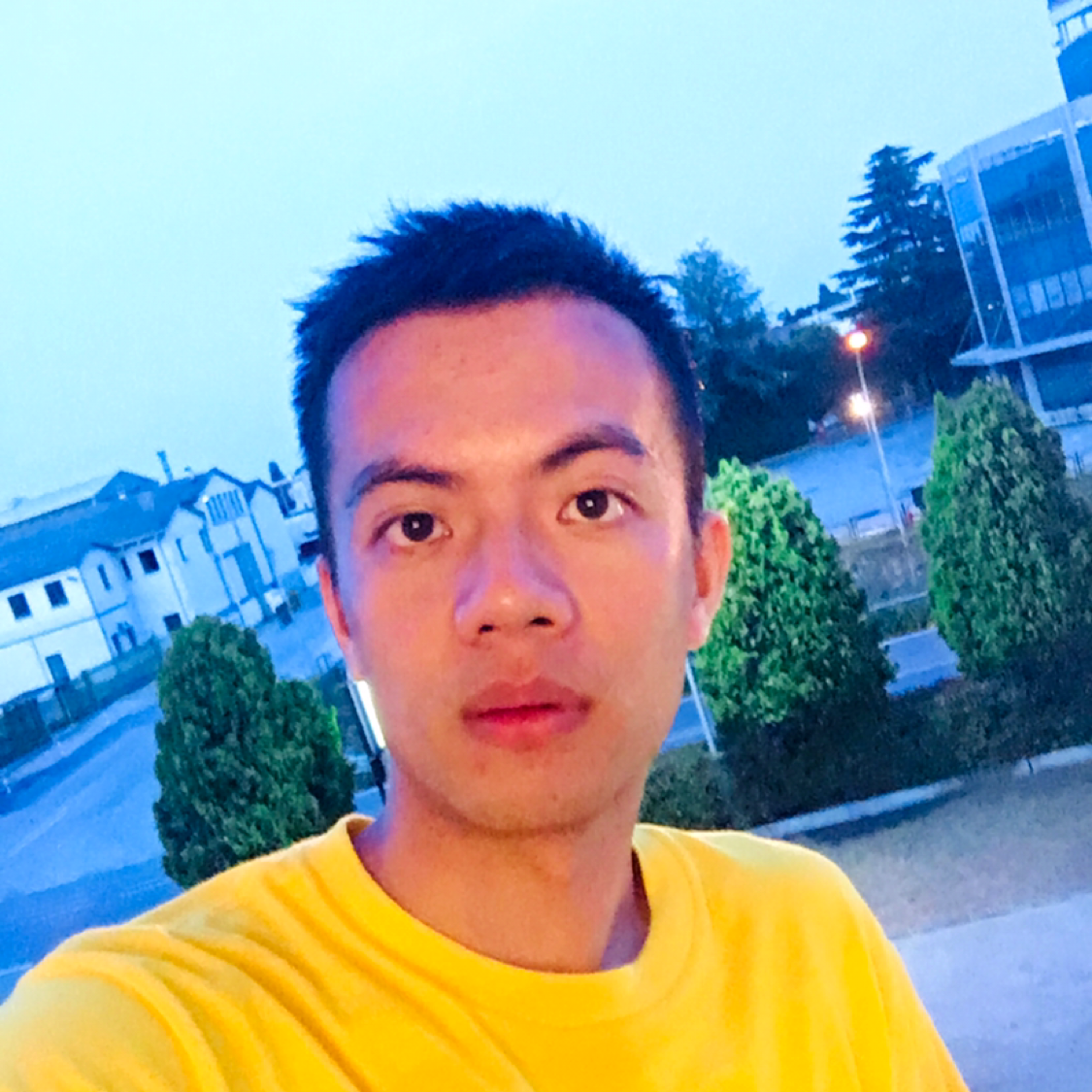枕头绵密的照片
