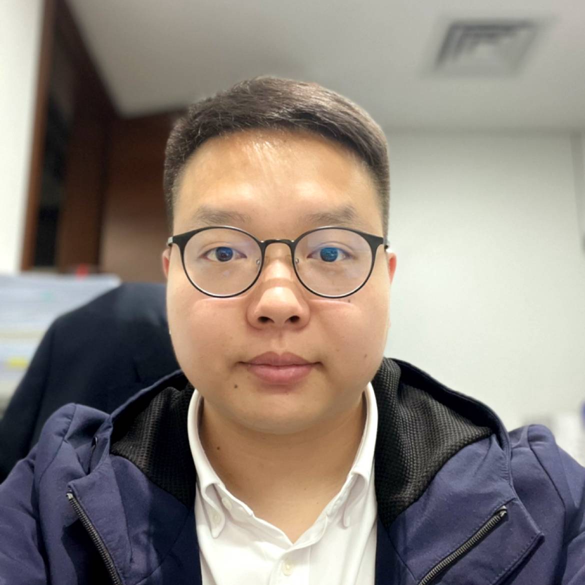 鲜花回首纯情的照片