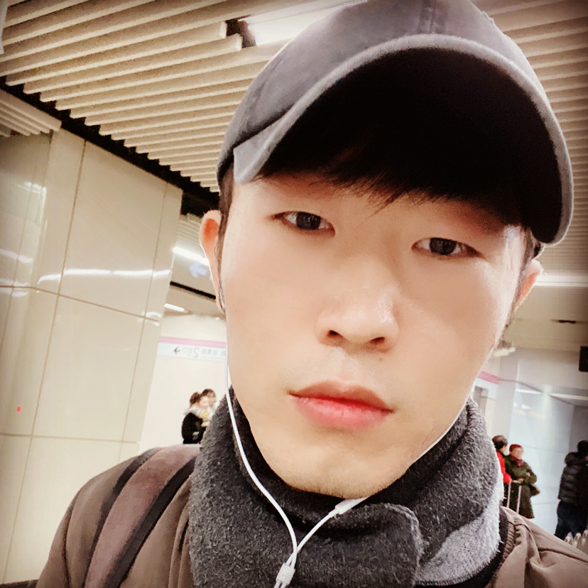 咻咻休的照片