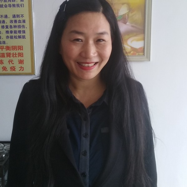 詹亚非的照片