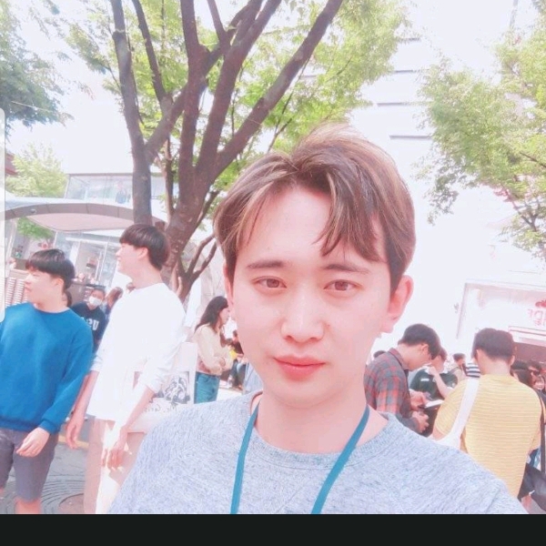 然小依的照片
