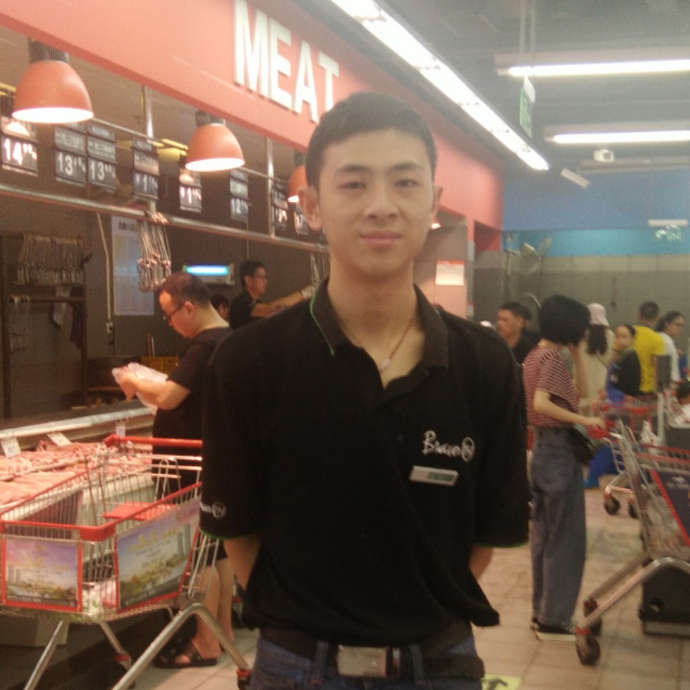 河马向激动的照片