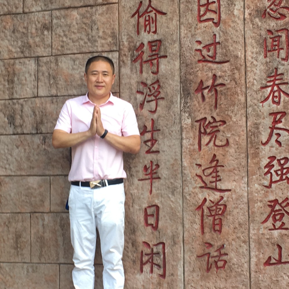 与龙疯狂的照片