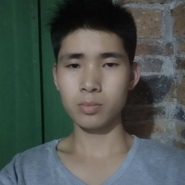 萝莉可靠的照片