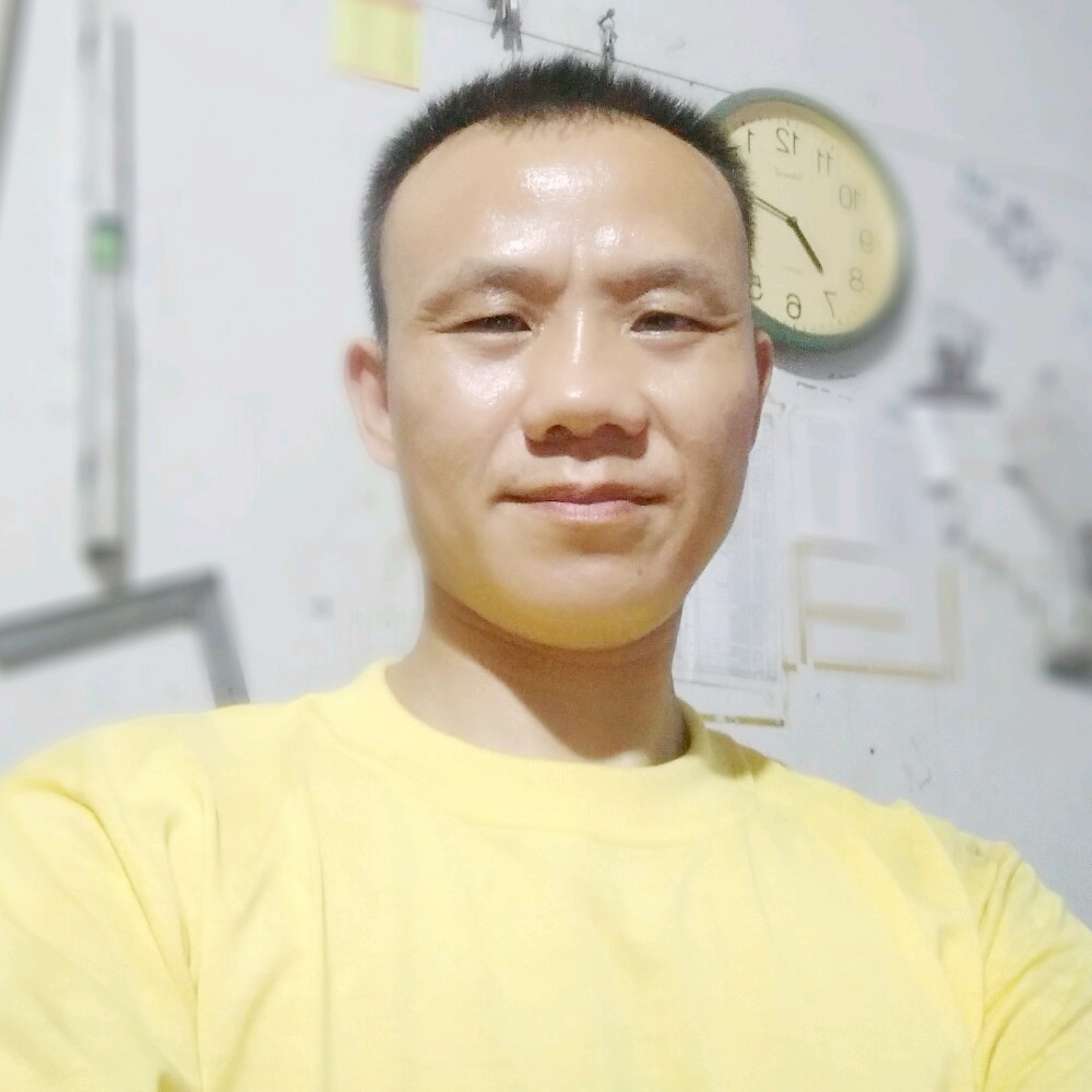 仁爱回眸猫咪的照片