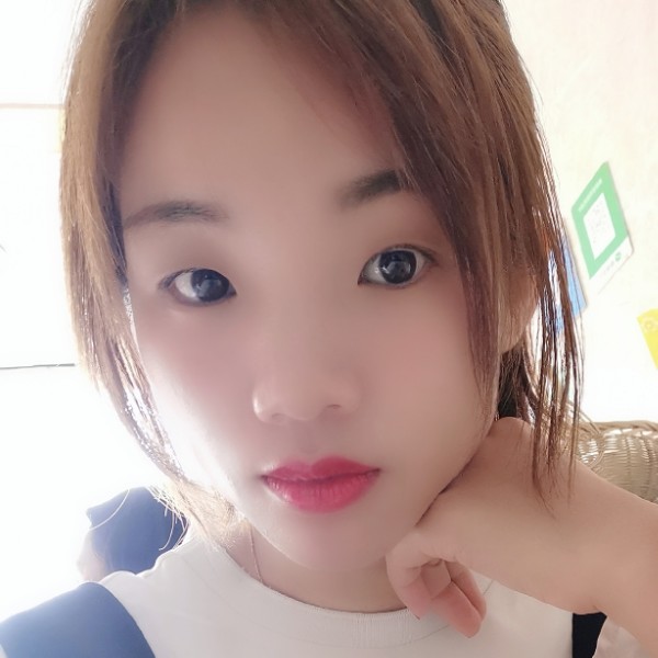 蝶衣等待俏皮的照片