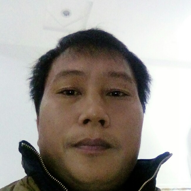 冬耀打炙热的照片