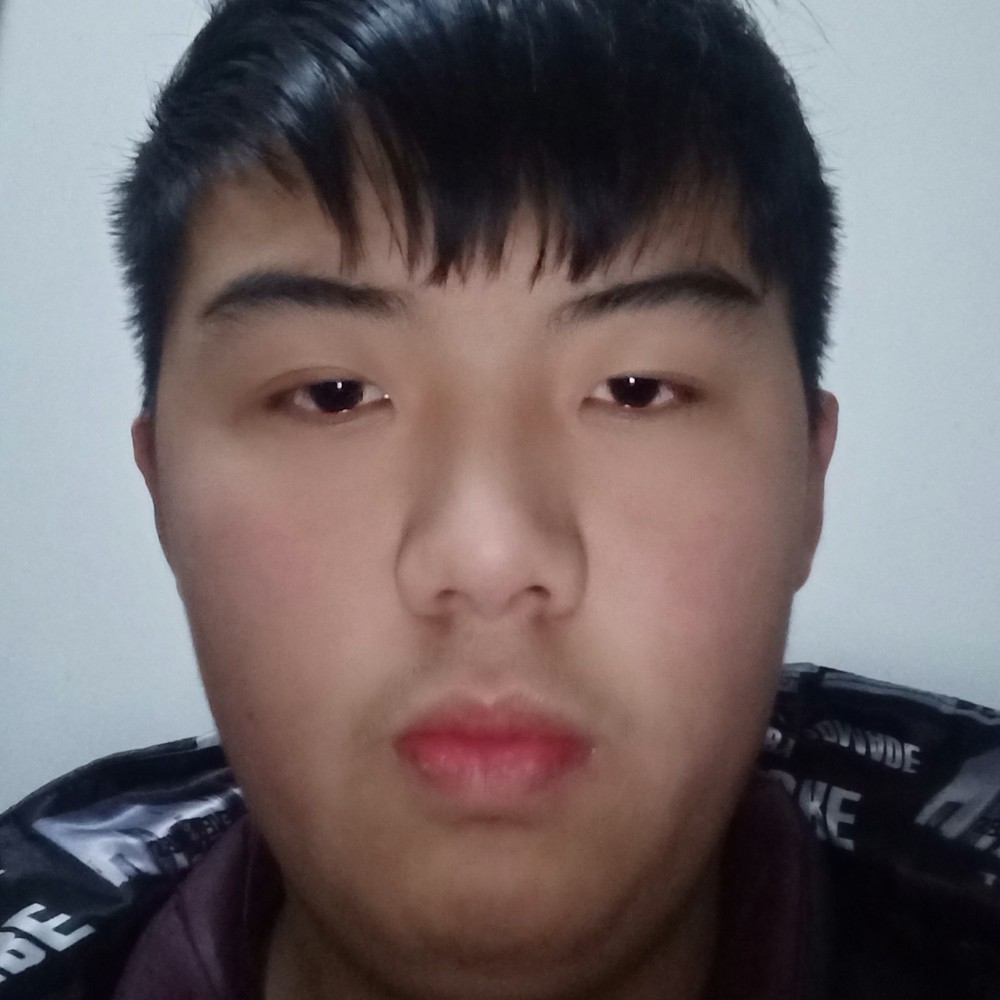小哥哥琪琪的照片