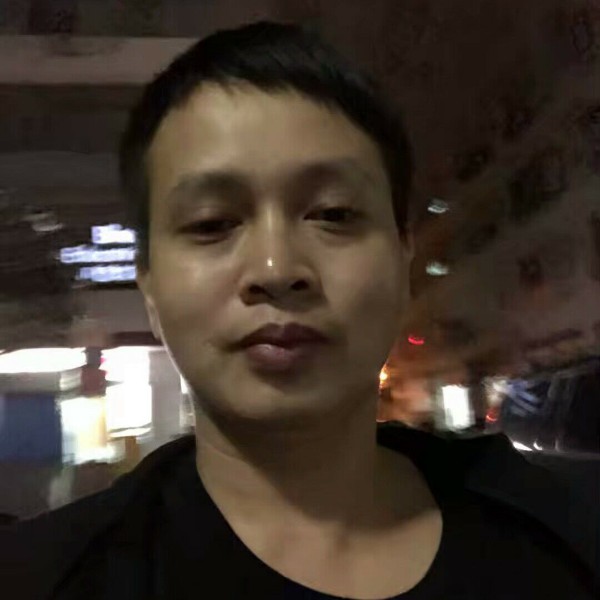 懵懂泪了高山的照片