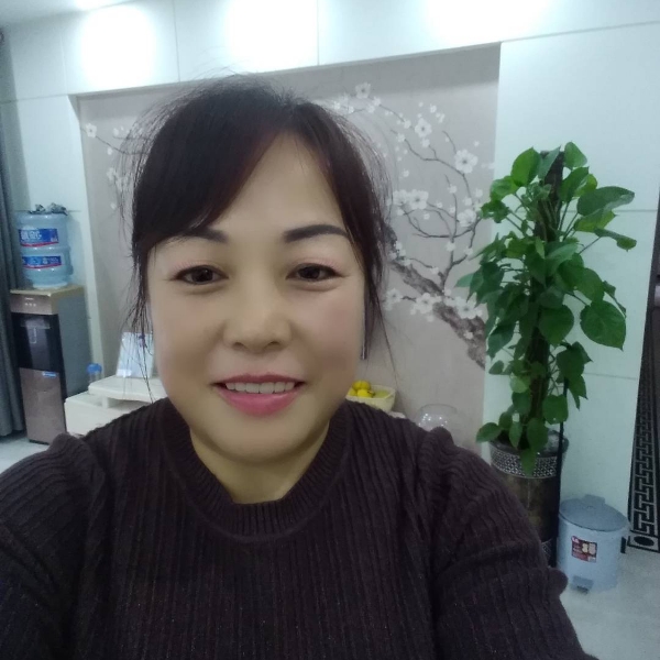 跳跃闻御姐的照片