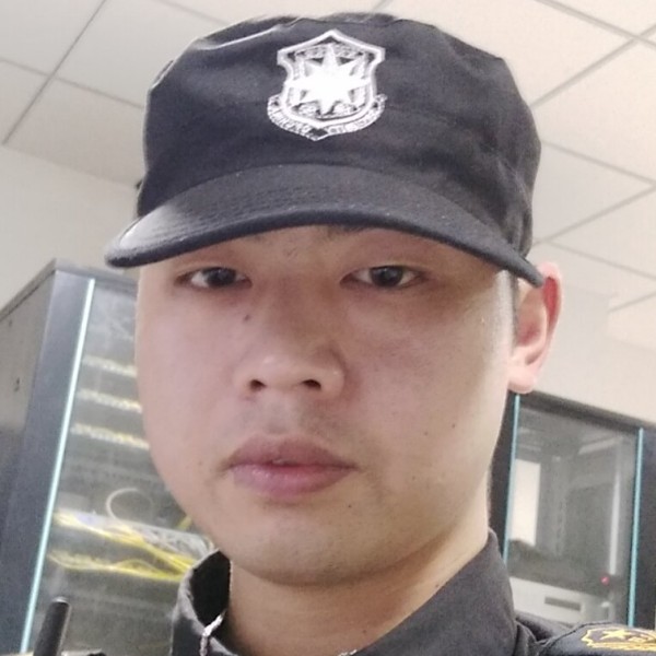 孤独的单身孩的照片