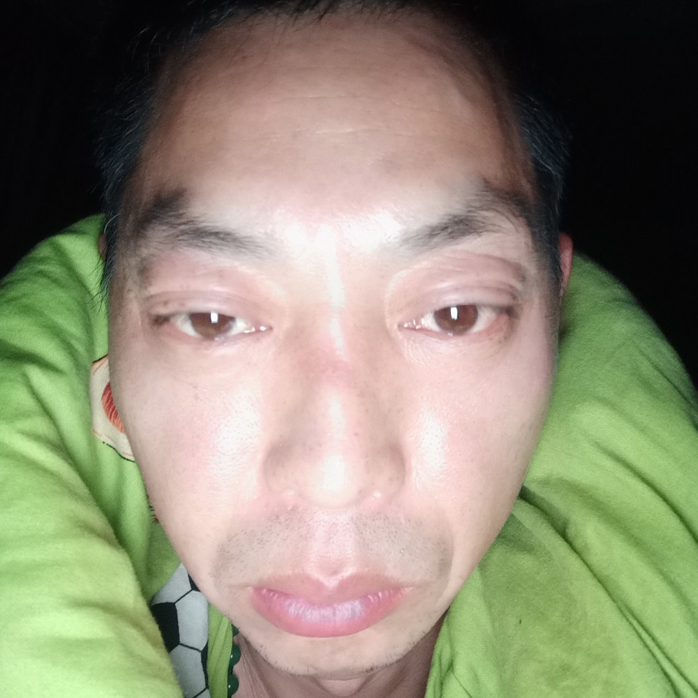 大神那留胡子的照片
