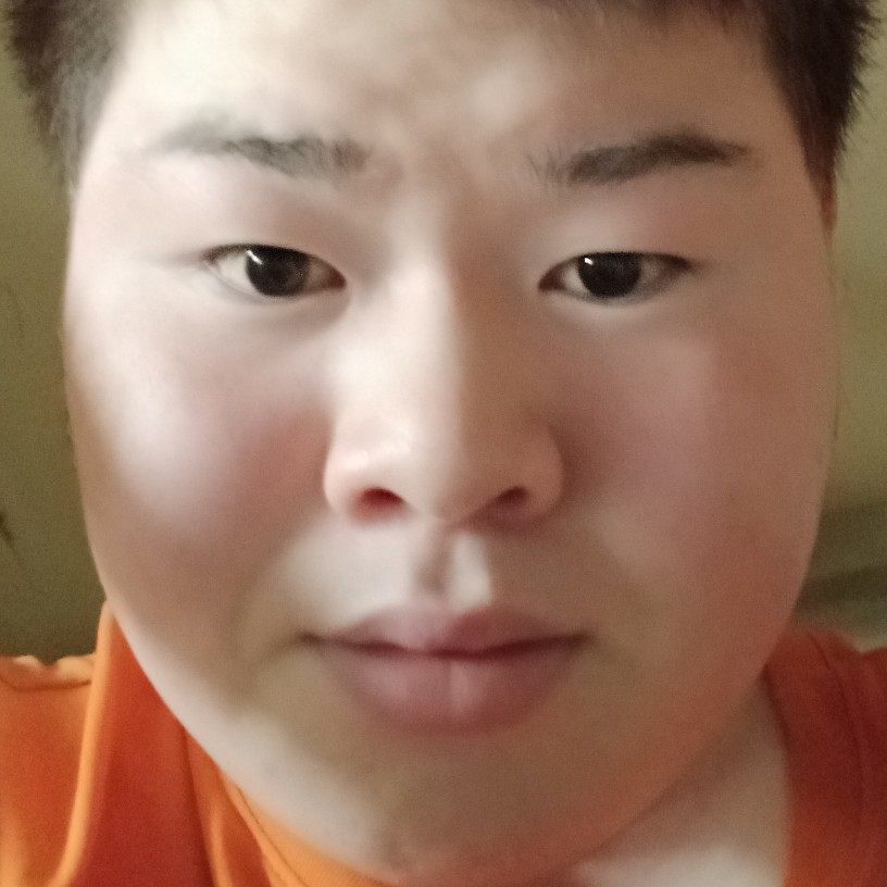 玲玉龙的照片