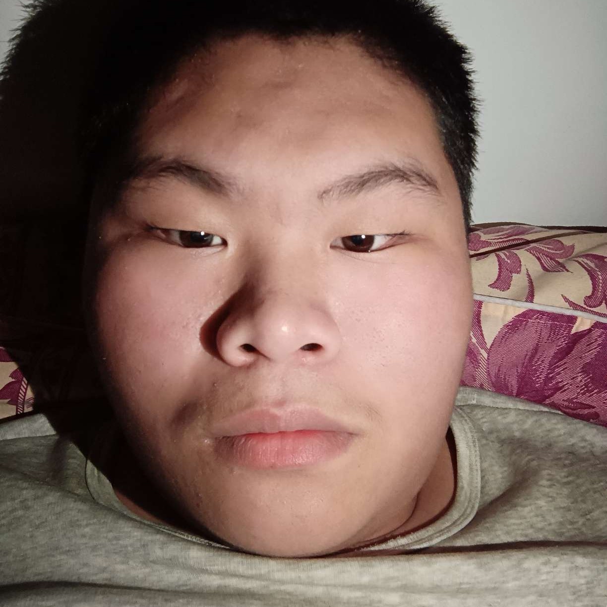 薯片那跳跃的照片