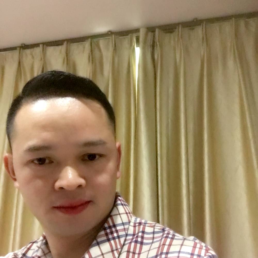 应兵的照片