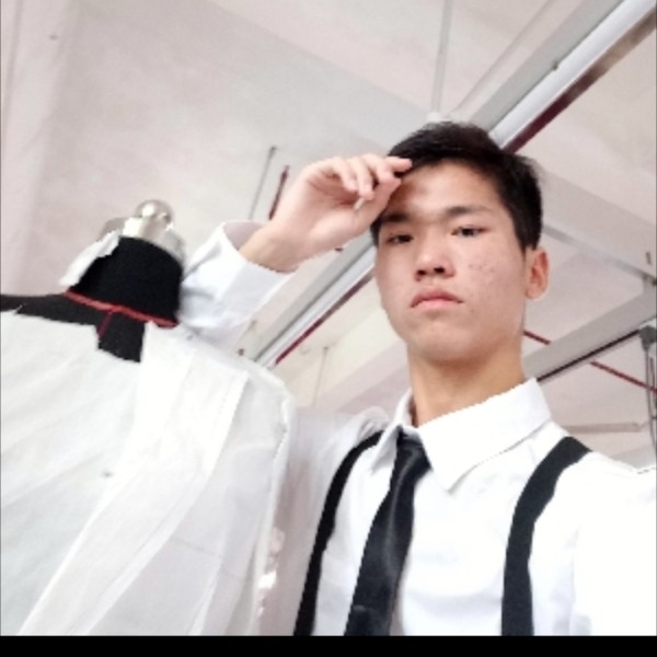 冷月和着急的照片