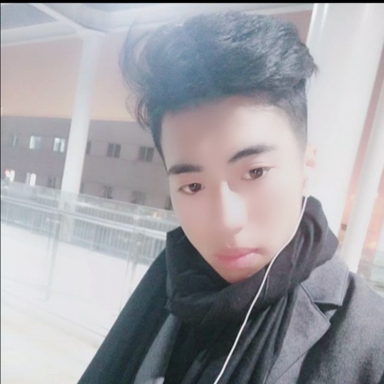 德云男孩的照片