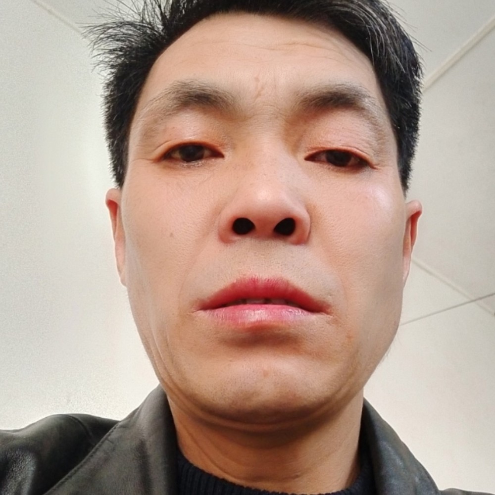 如梦深情的照片