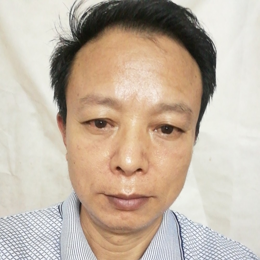 秋月彩色的照片