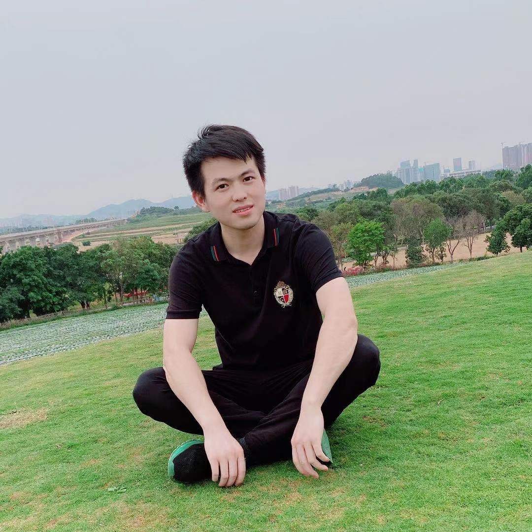 青衫保卫风中的照片