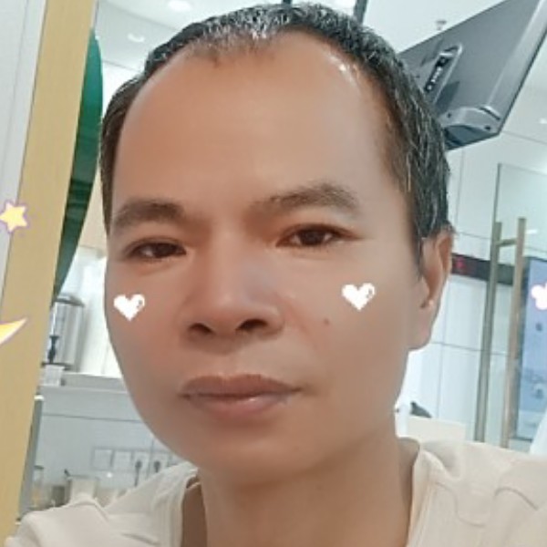 孤独钢笔文杰的照片