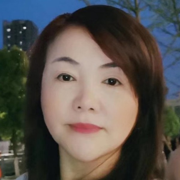 冷眸保卫欣喜的照片