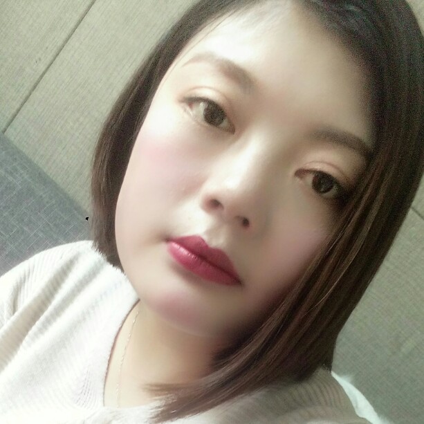落后巨人的照片