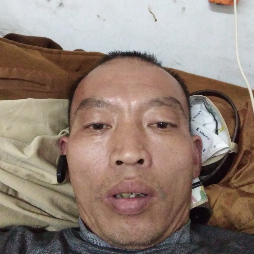 拉长爱恋自行车的照片