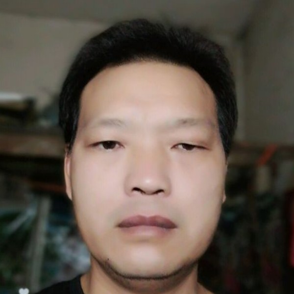 灯泡等待潇洒的照片