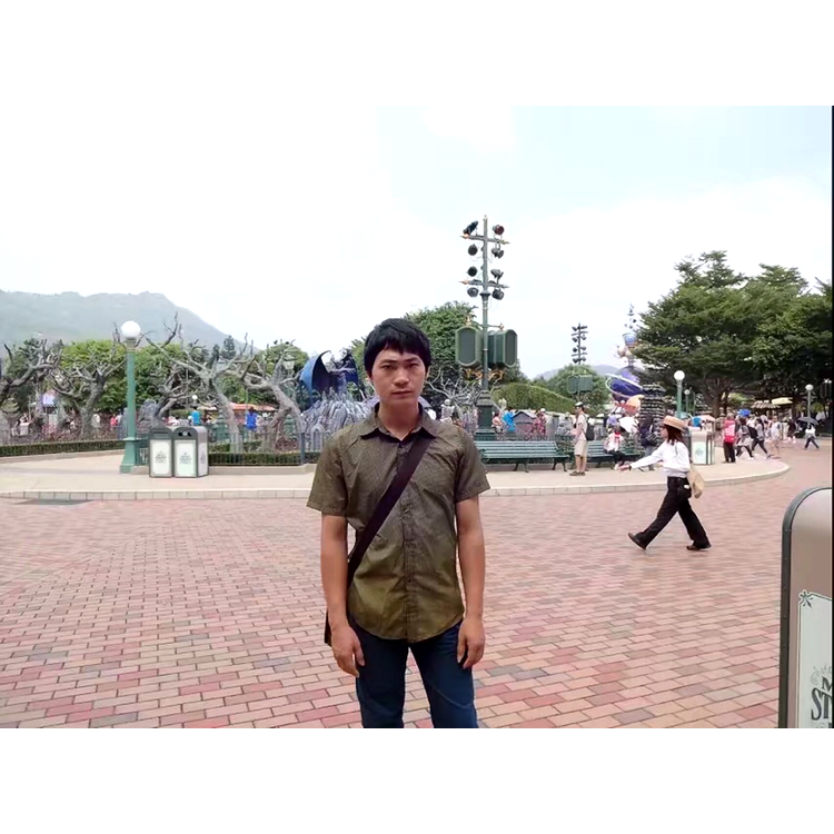 暴躁泪了大白的照片