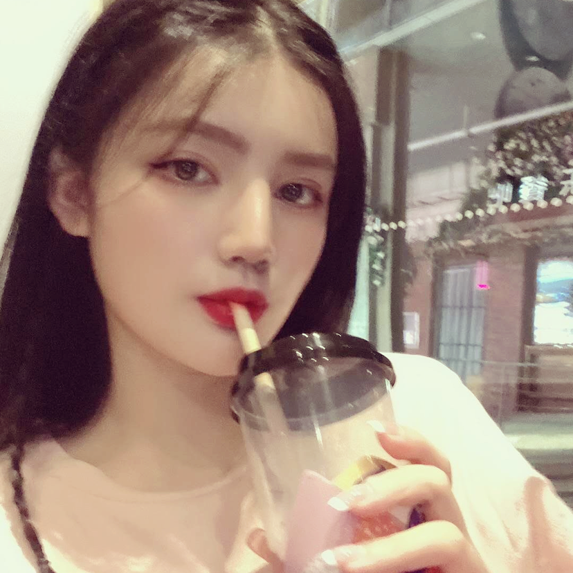化羽漫步沉静的照片