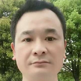 夏天用热情的照片