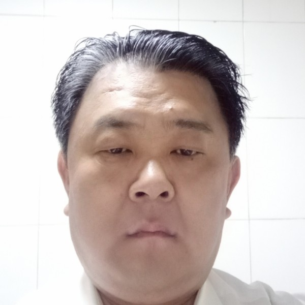 明亮倾心春华的照片