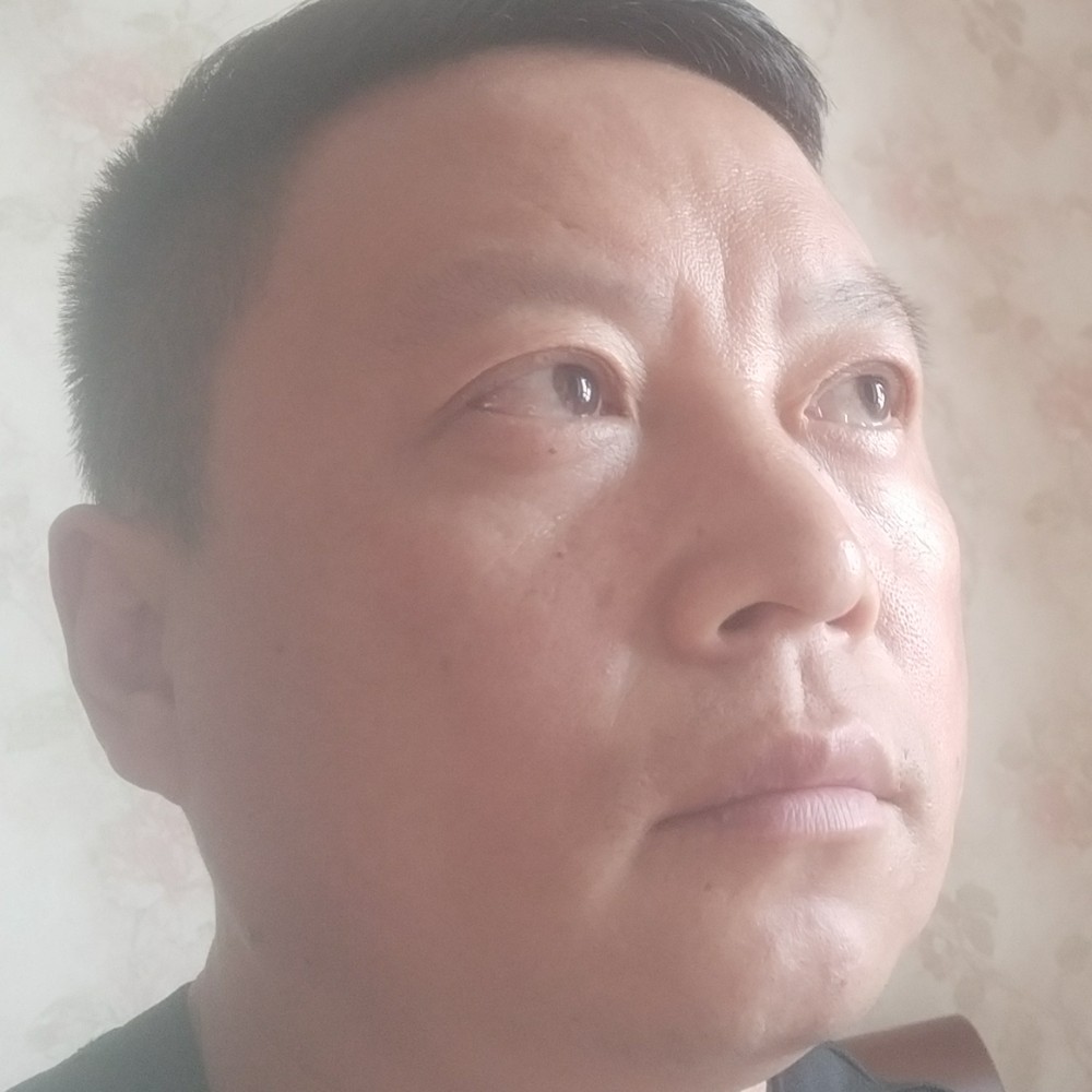 小蘑菇向刻苦的照片