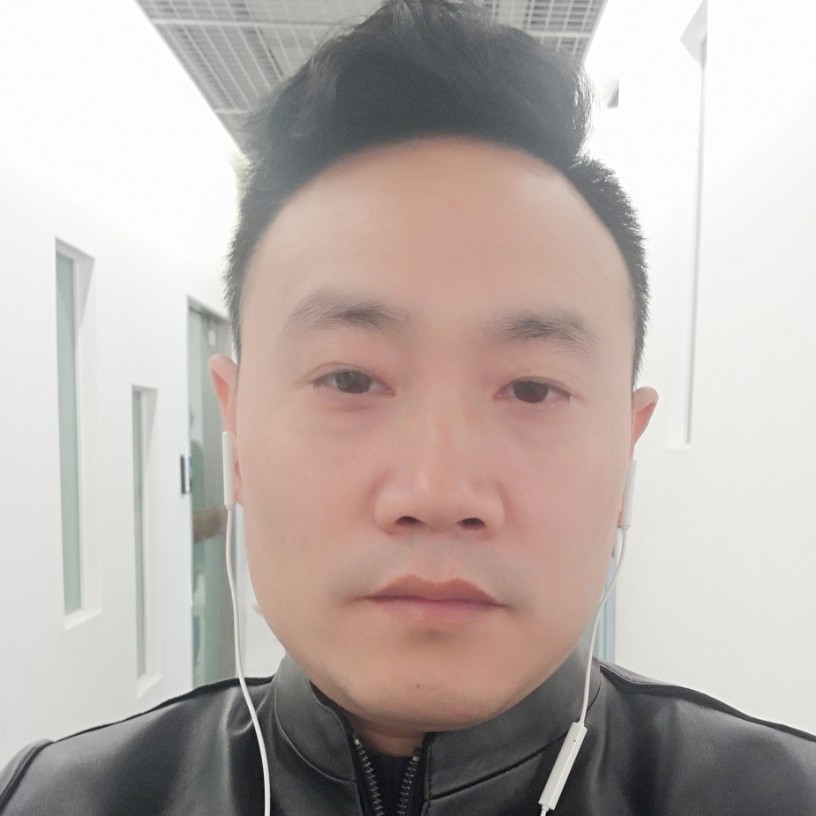 路健的照片