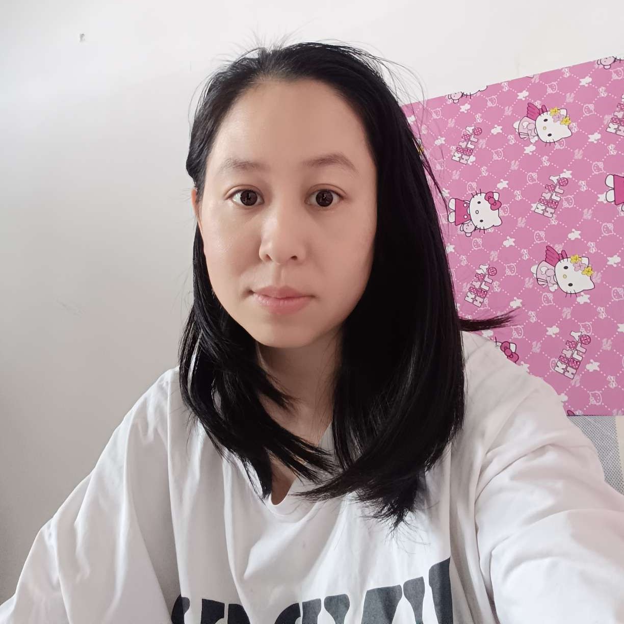 红包色高跟鞋的照片