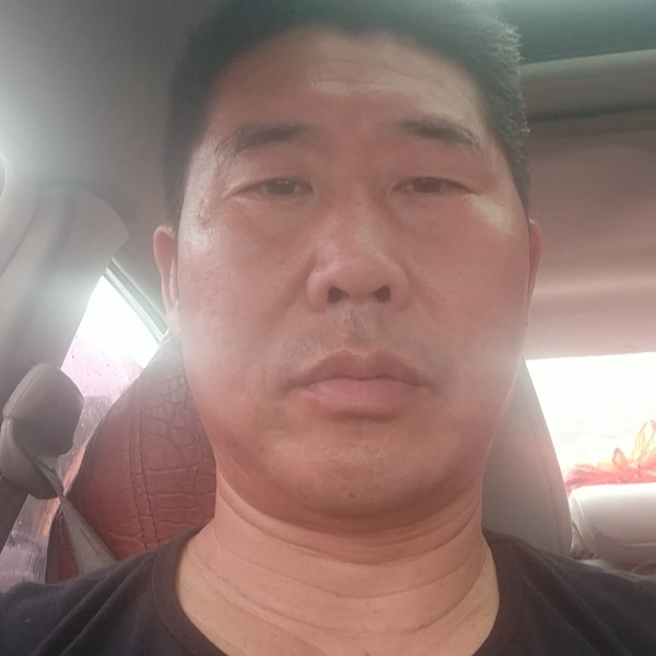 哑铃迎可靠的照片