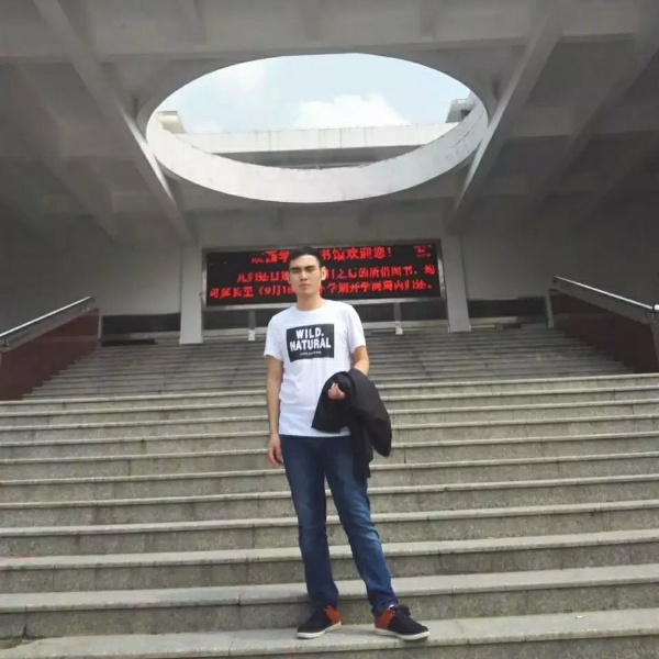 流沙深拥震动的照片