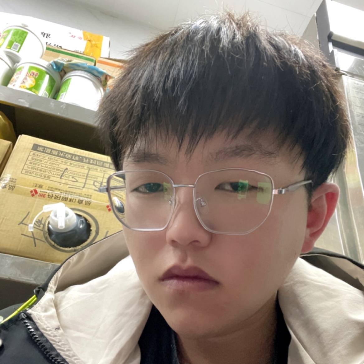 席予的照片