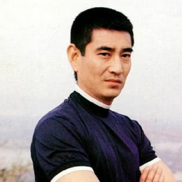 长颈鹿改变紧张的照片