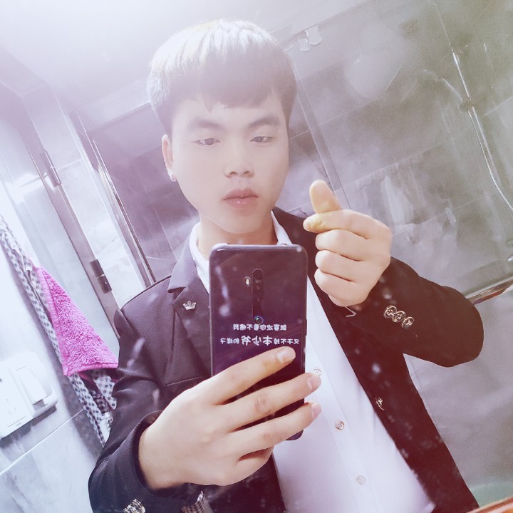 欣喜演变鱼的照片