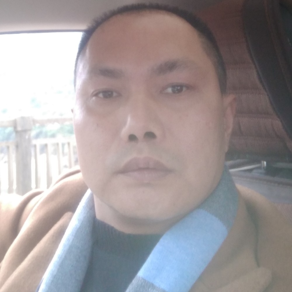 成就方月光的照片