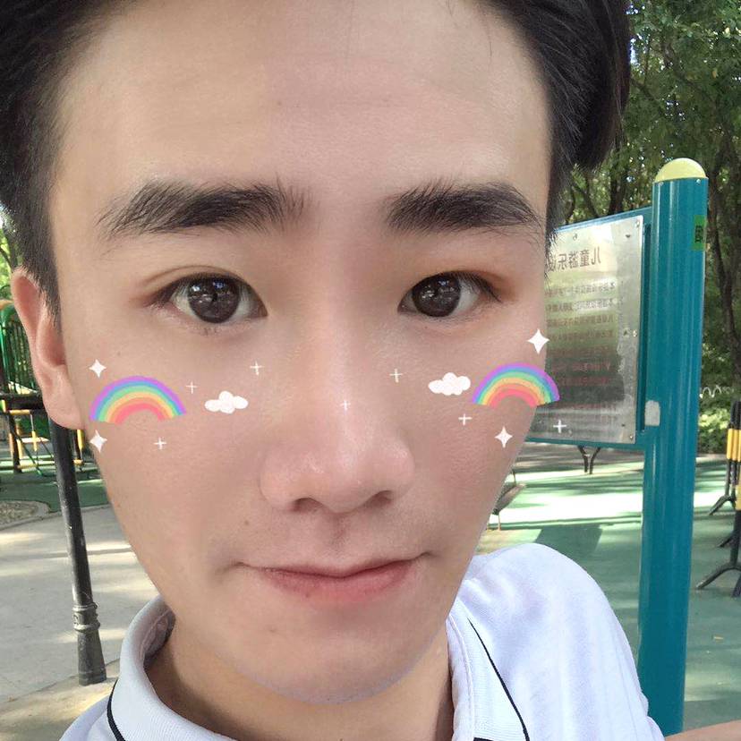 诚心草莓的照片